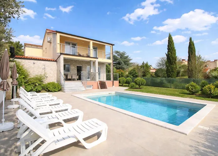 別荘 House Mara 2421 ポメル
